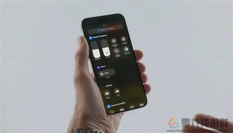 苹果终于放出AI大招！但中国iPhone用户今年用不上